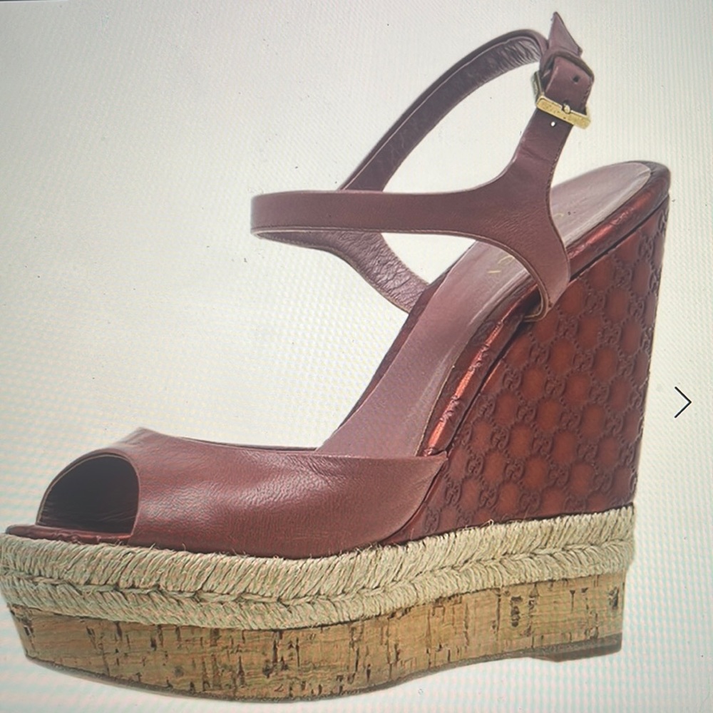 SALEGucci Pink Guccissima Leather and Cork Wedge Sandals Size 37 sold out